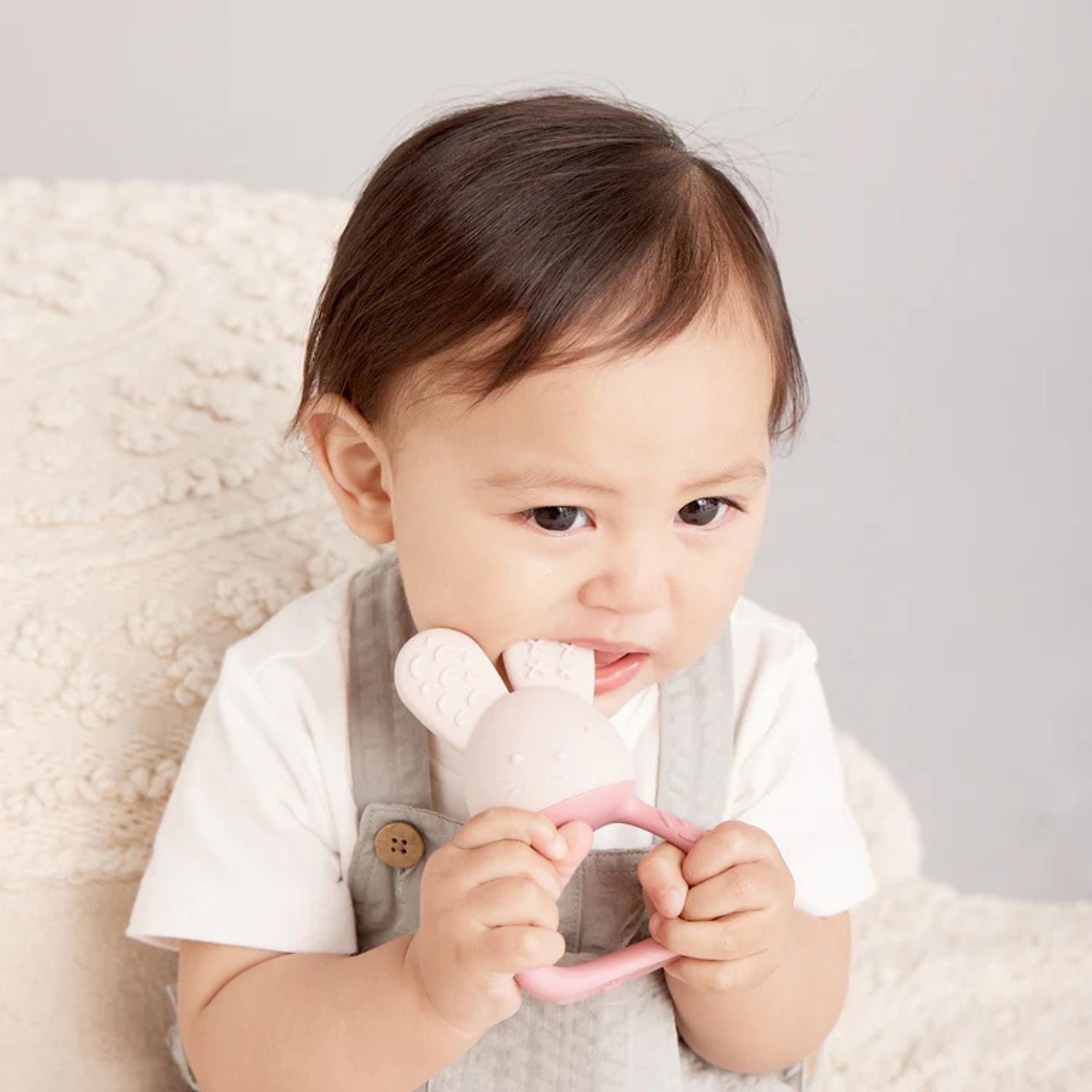 b.box Chill + Fill Bunny Teether Blush Pink