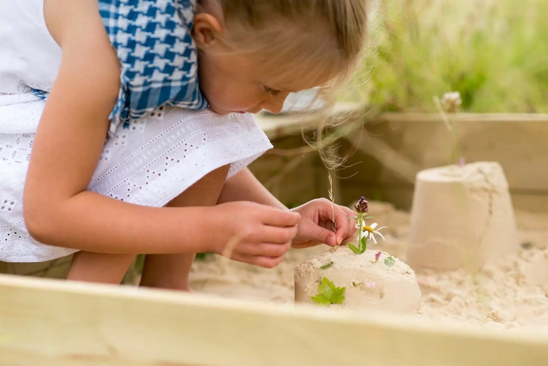 Plum Wooden Sandpit With Canopy - Natural