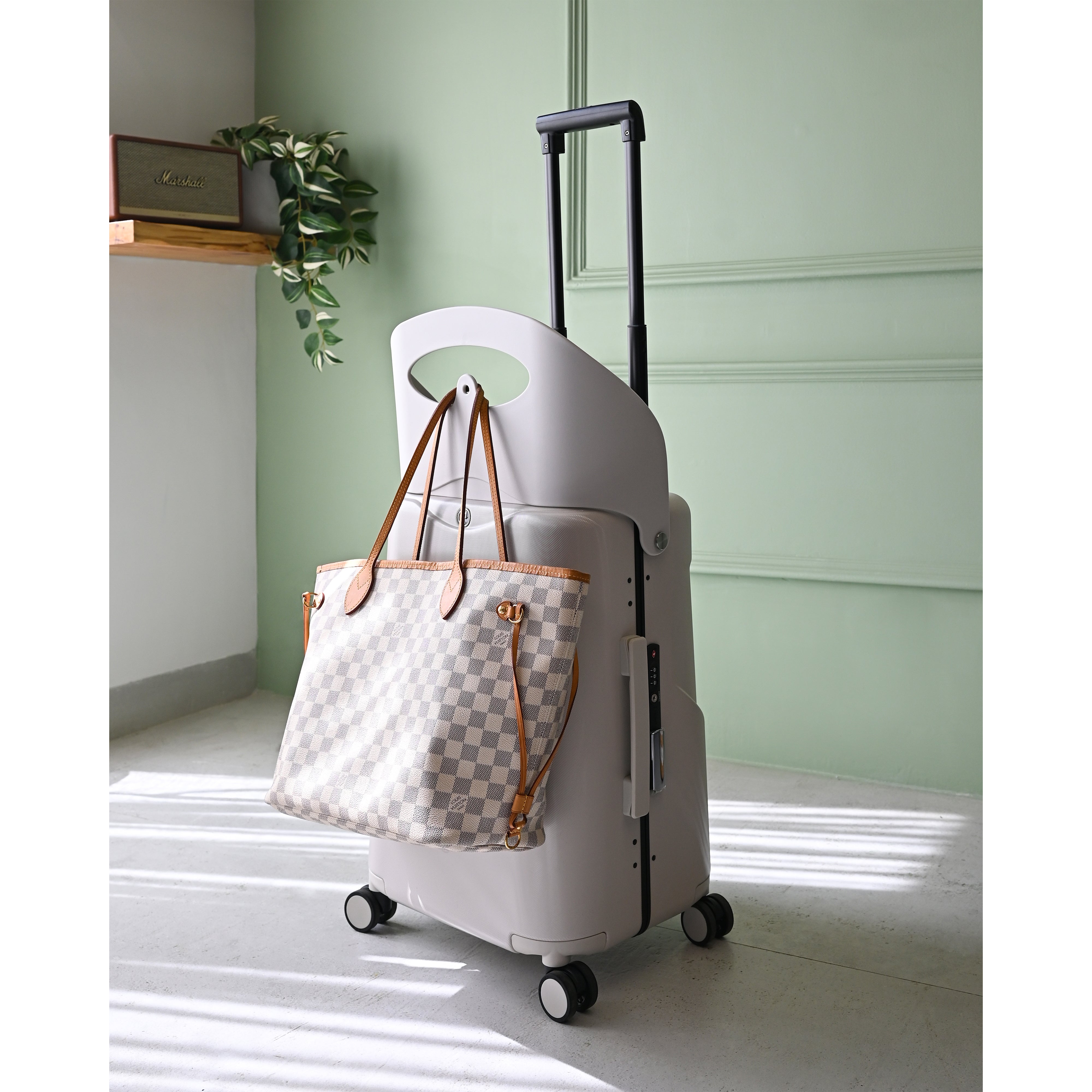 Miamily Mist Grey Ride On Trolley Carry-On Luggage 18 inches