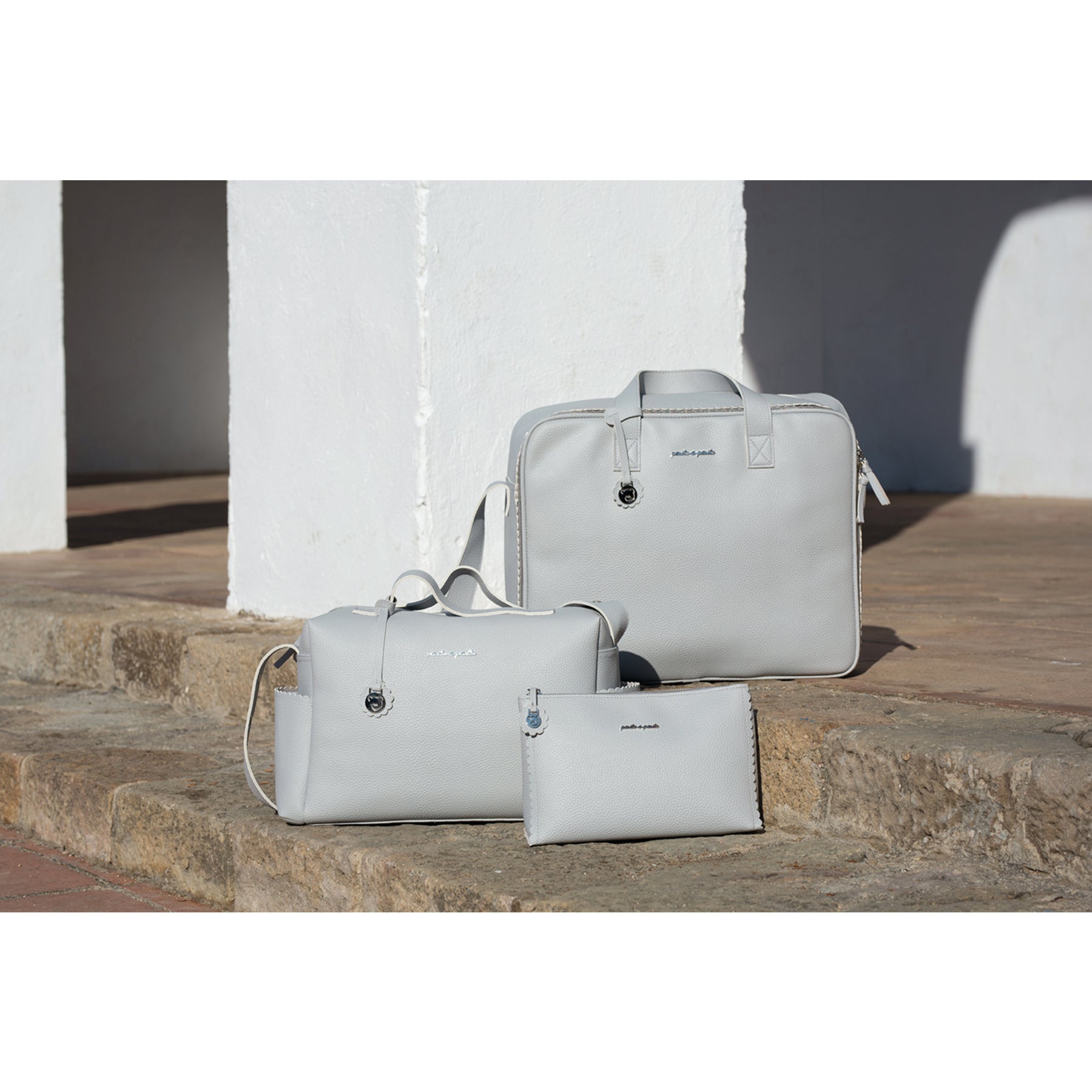 Pasito a Pasito Biscuit Grey Travel Holiday and Maternity Bag