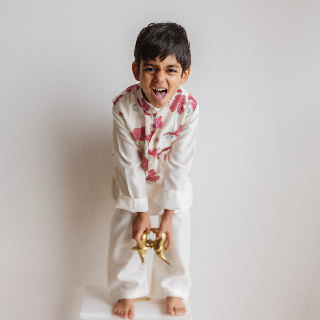Chanderi Kurta Pyjama & Bandi Set