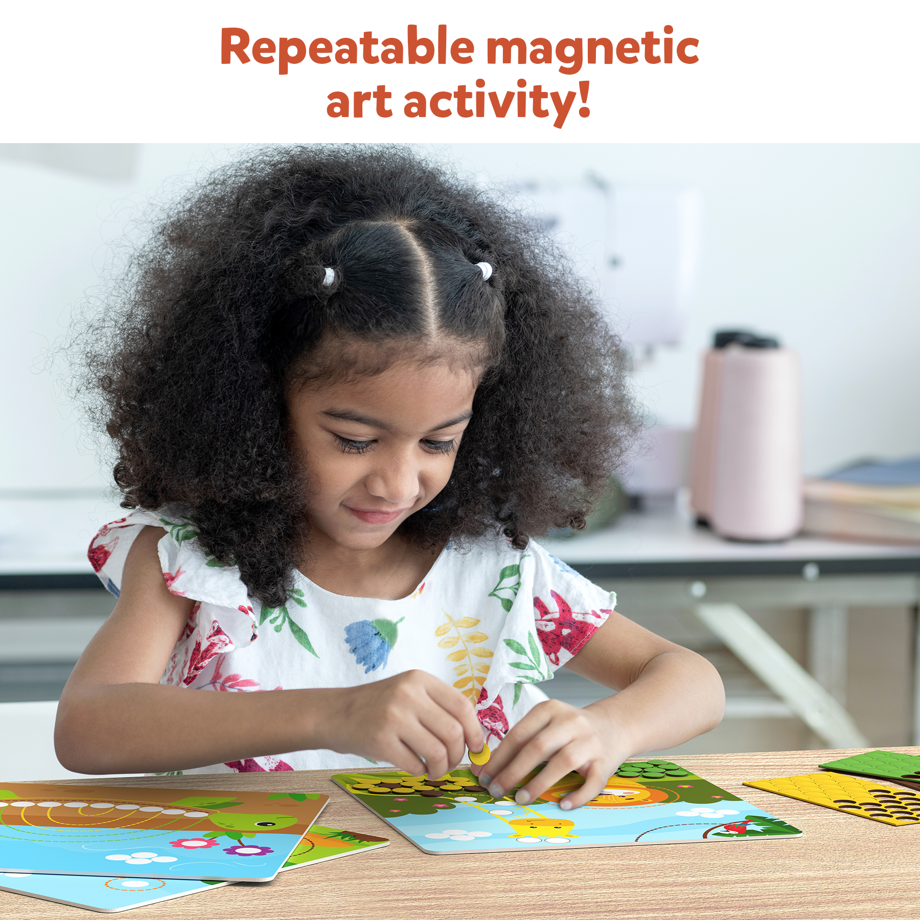 Skillmatics Art Activity Dot It with Magnets - Animals, No Mess Repeatable Art for Kids, Craft Kits, DIY Activity, Gifts for Ages 4 to 7