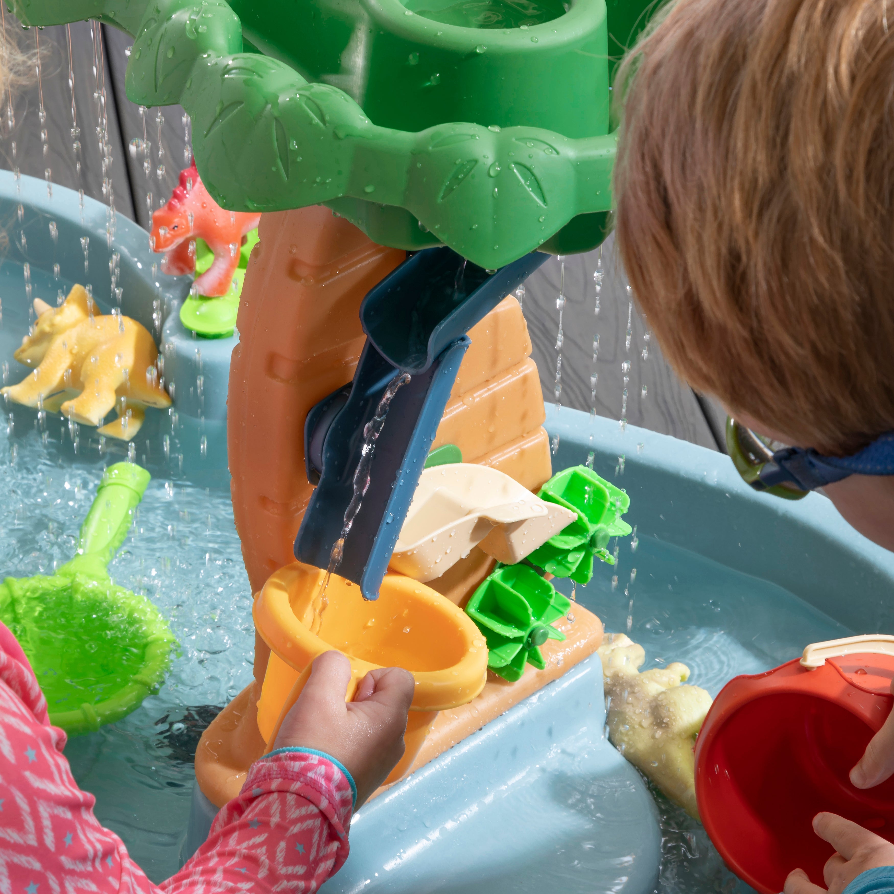 Step2 Dino Shower Water Table