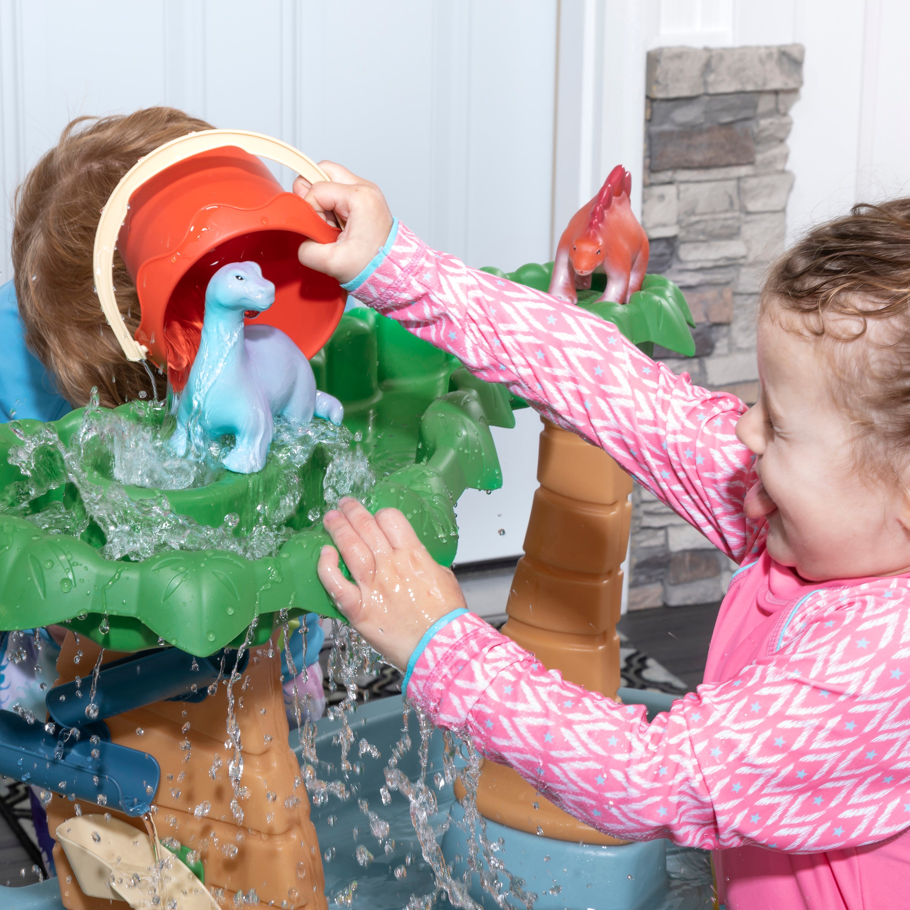Step2 Dino Shower Water Table
