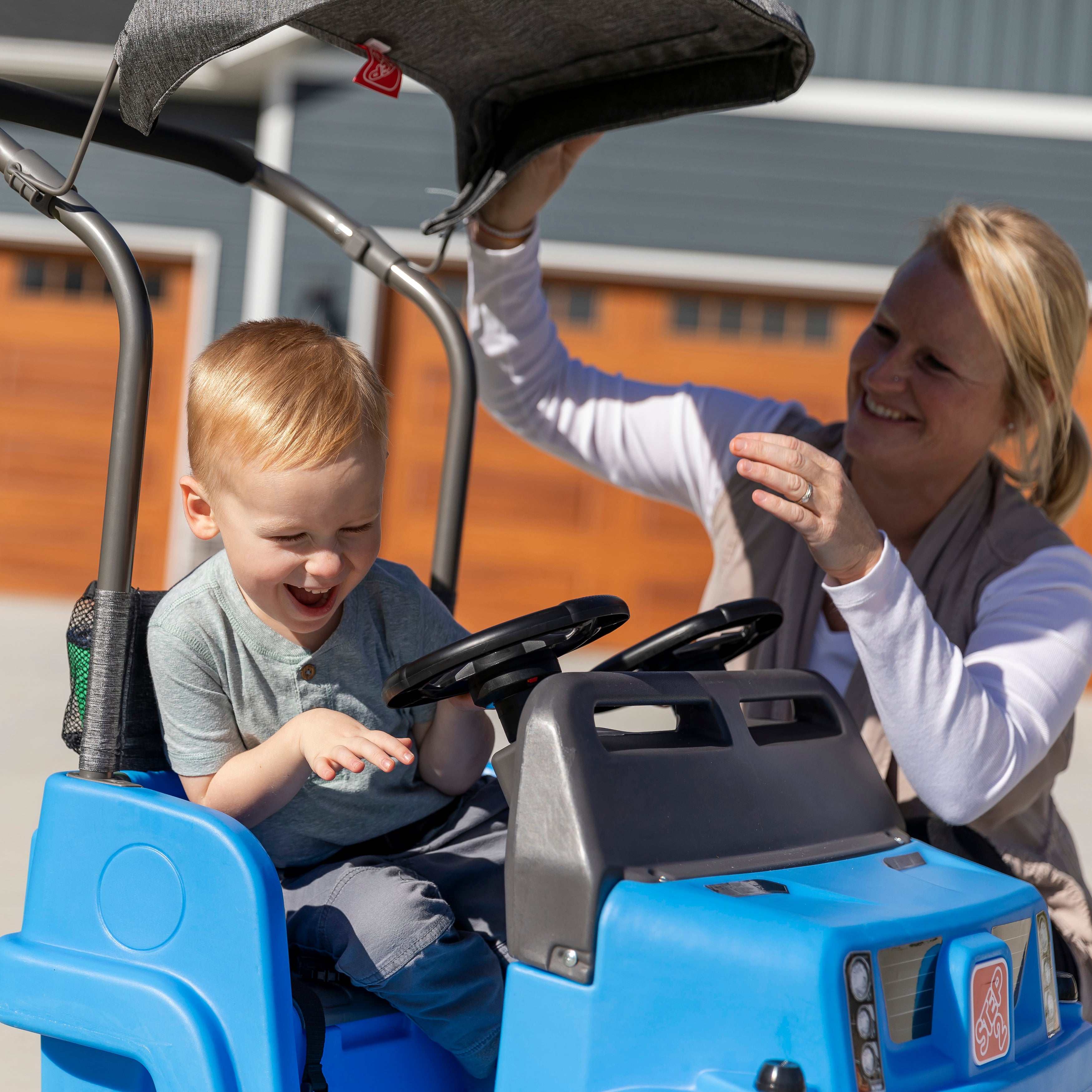 Step2 Side By Side Push Around Suv (Blue)