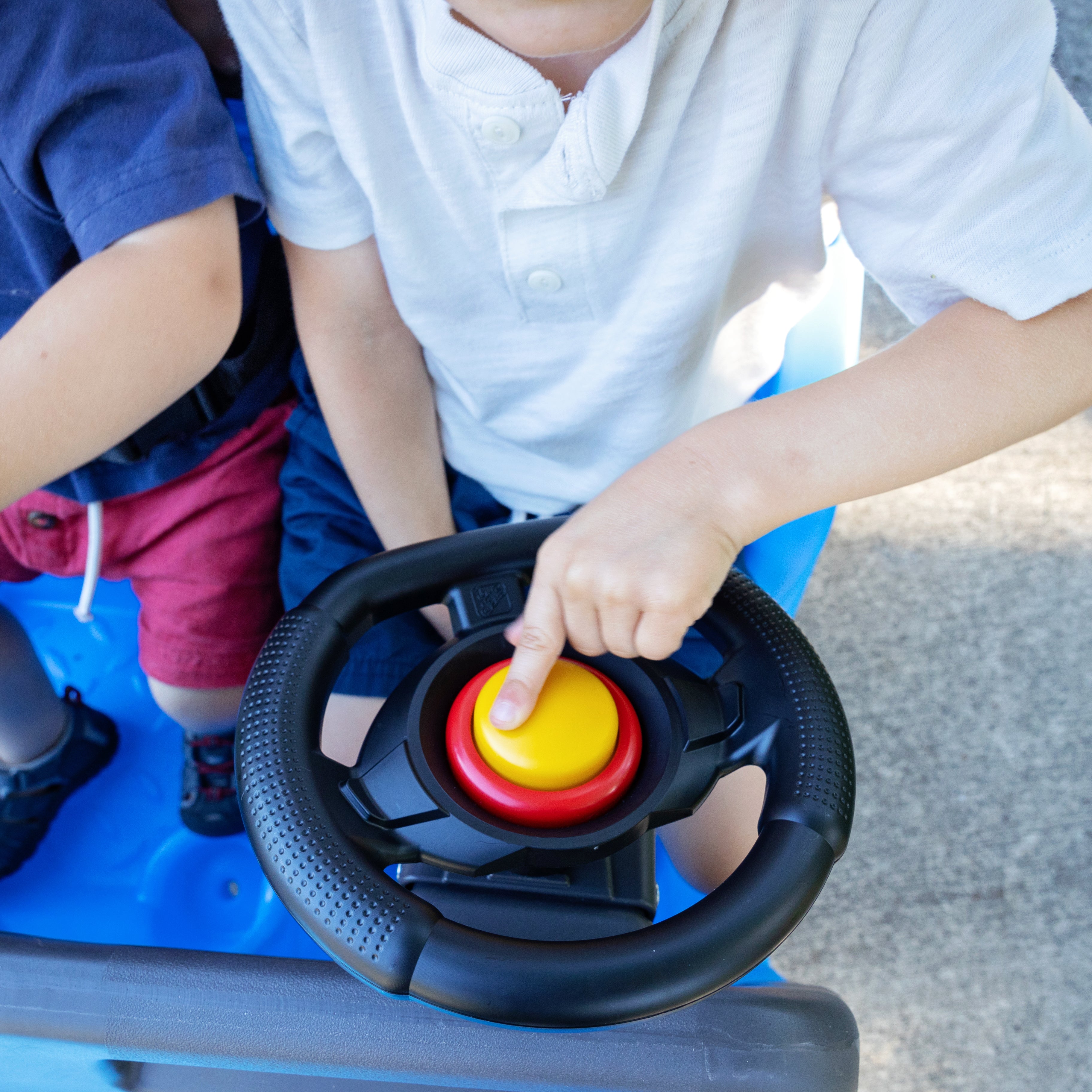 Step2 Side By Side Push Around Suv (Blue)