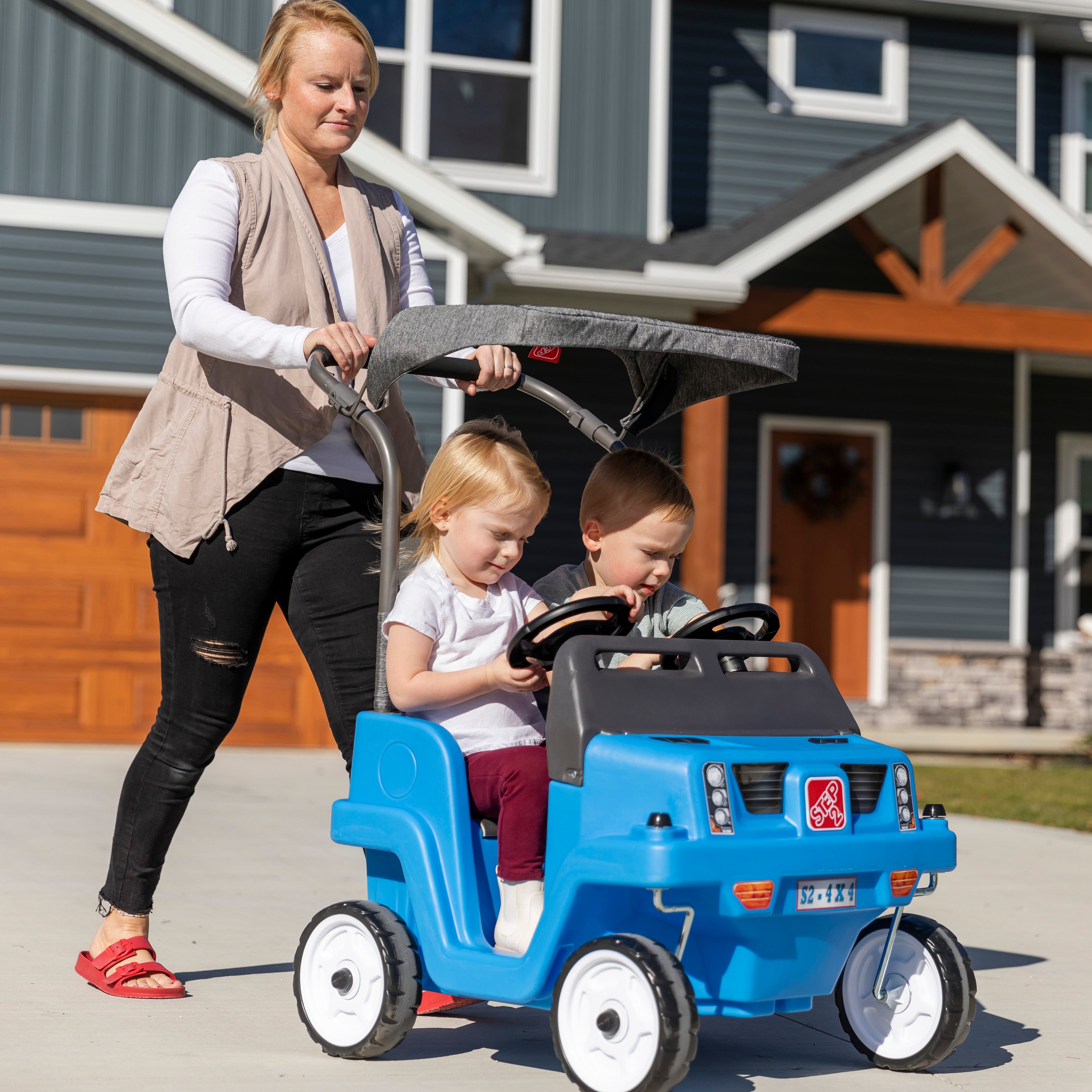 Step2 Side By Side Push Around Suv (Blue)