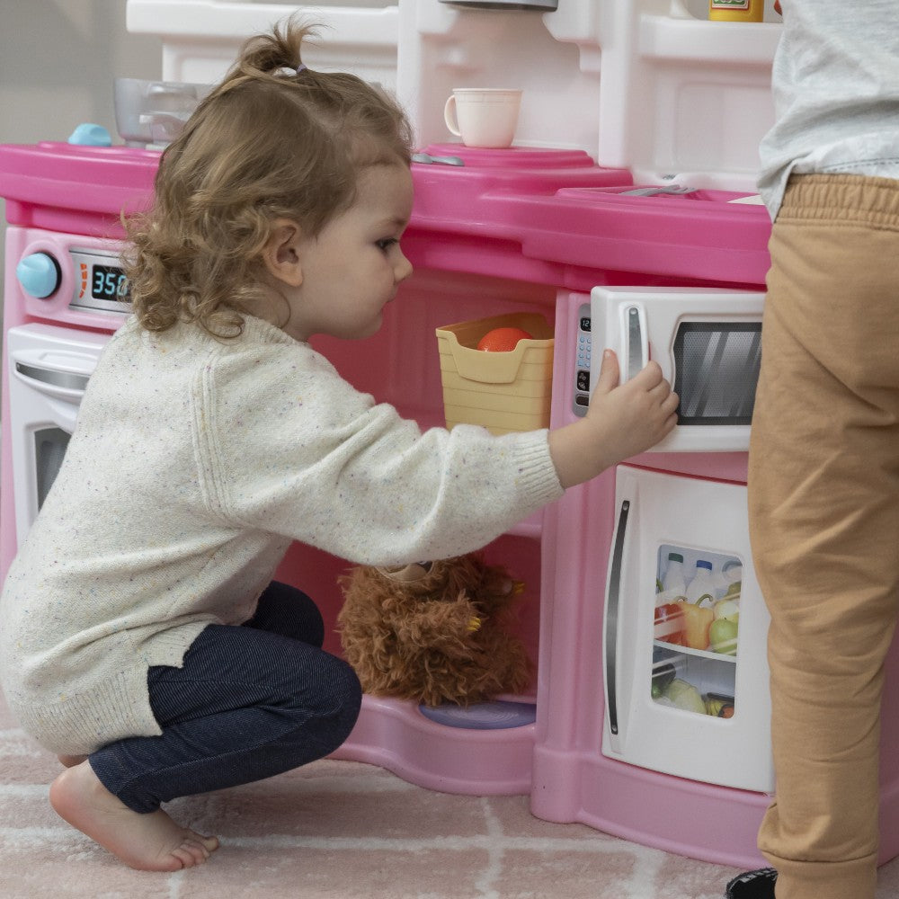 Step2 Fun With Friends Kitchen (Pink)