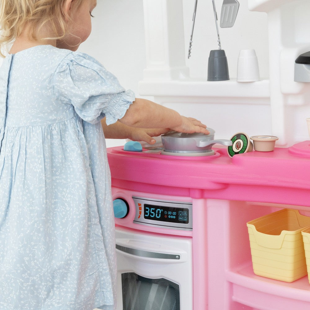 Step2 Fun With Friends Kitchen (Pink)