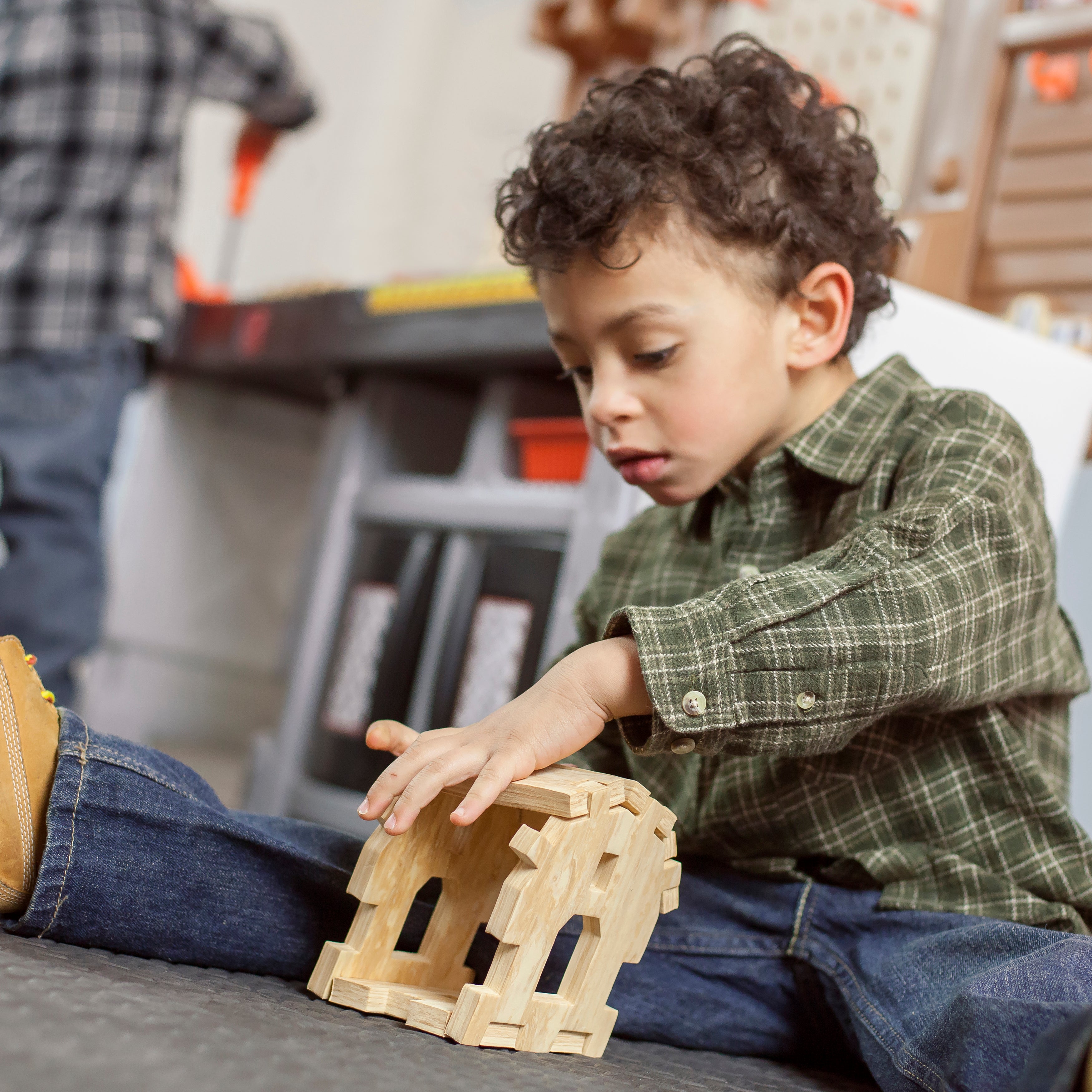 Step2 Pro Play Workshop & Utility Bench