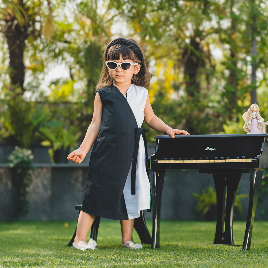 Vintage Classic Dress (2-7 Years)