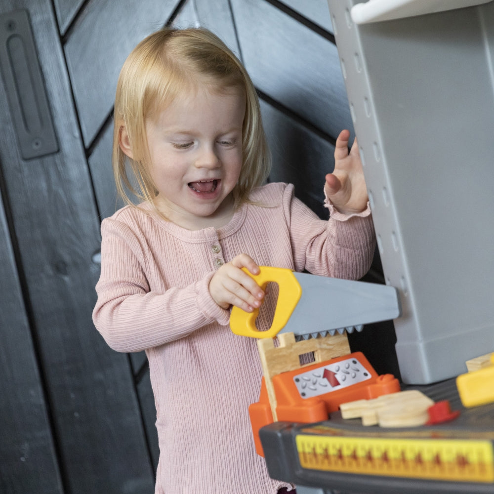 Step2 Deluxe Workshop