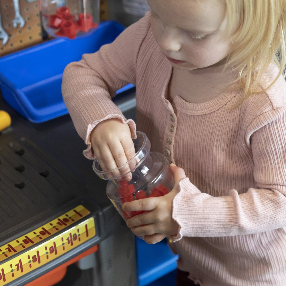 Step2 Deluxe Workshop