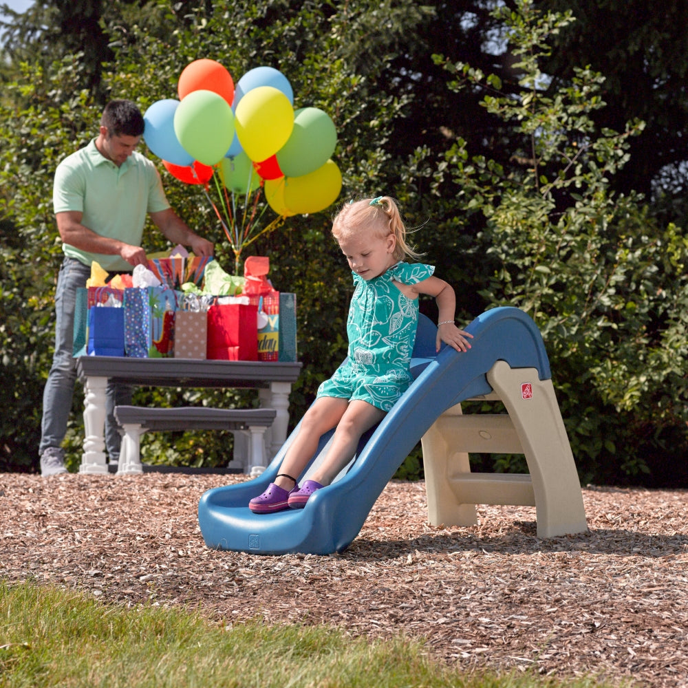 Step2 Play & Fold Jr. Slide