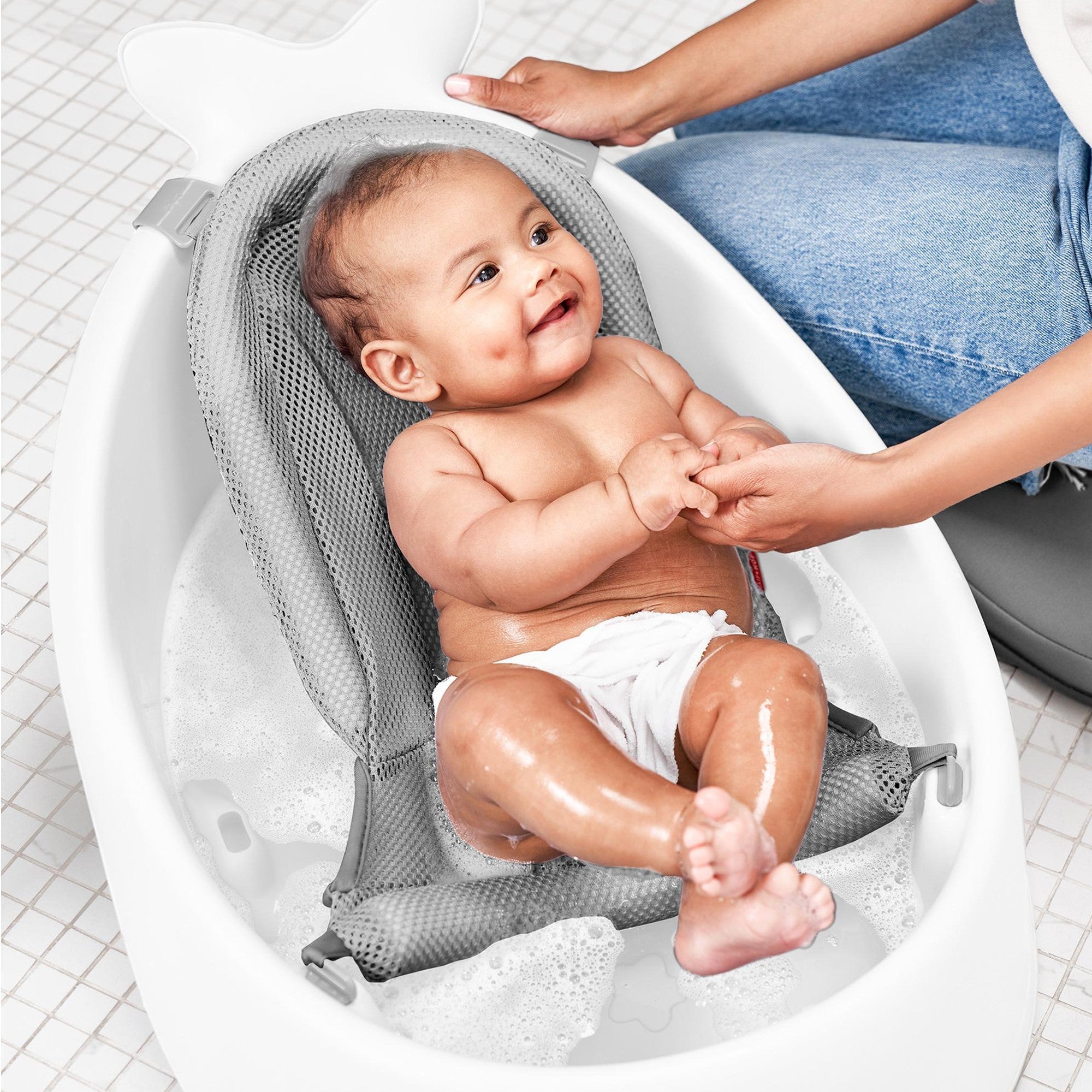 Skip Hop Moby Smart Sling 3-Stage Tub White