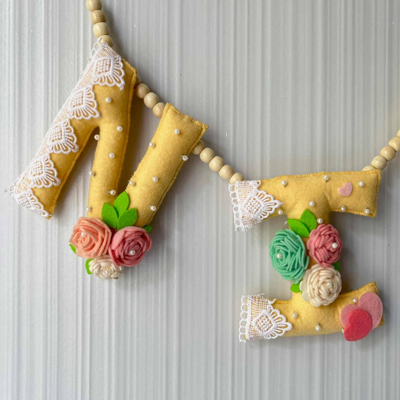 Babble Wrap Amarelo Floral Name Bunting/Garland