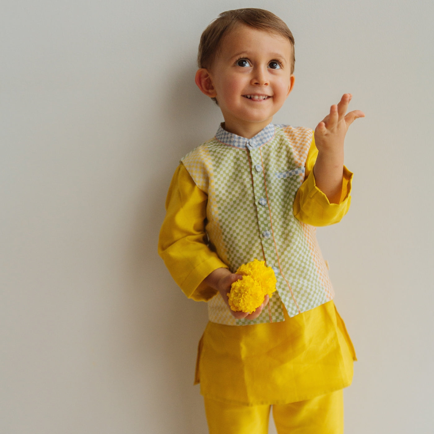 Chanderi Kurta Pyjama & Bandi Set