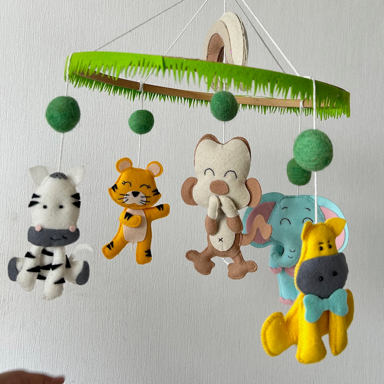 Cot / Crib Mobile - Zoo Crew