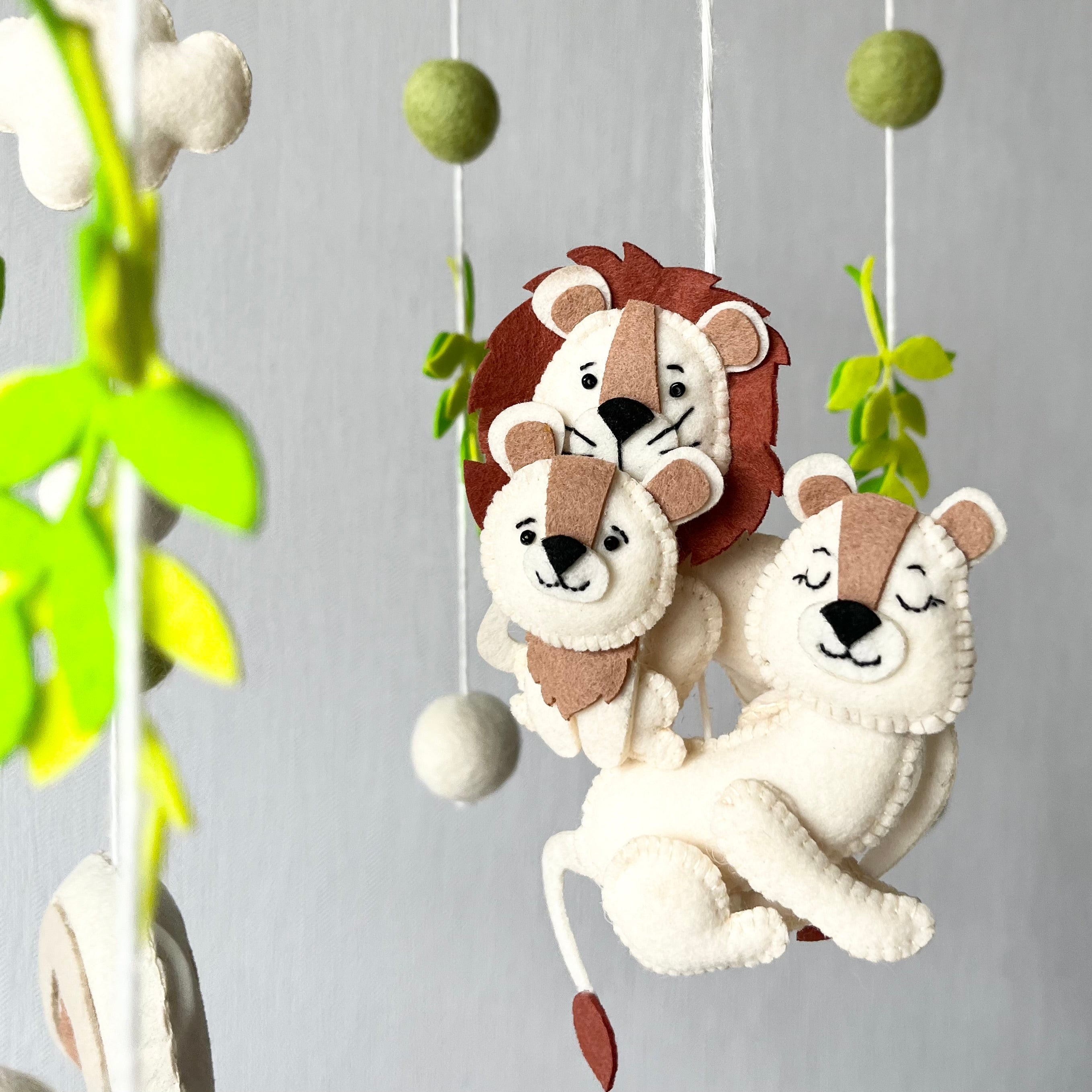 Cot / Crib Mobile - Lion’s Crown Family