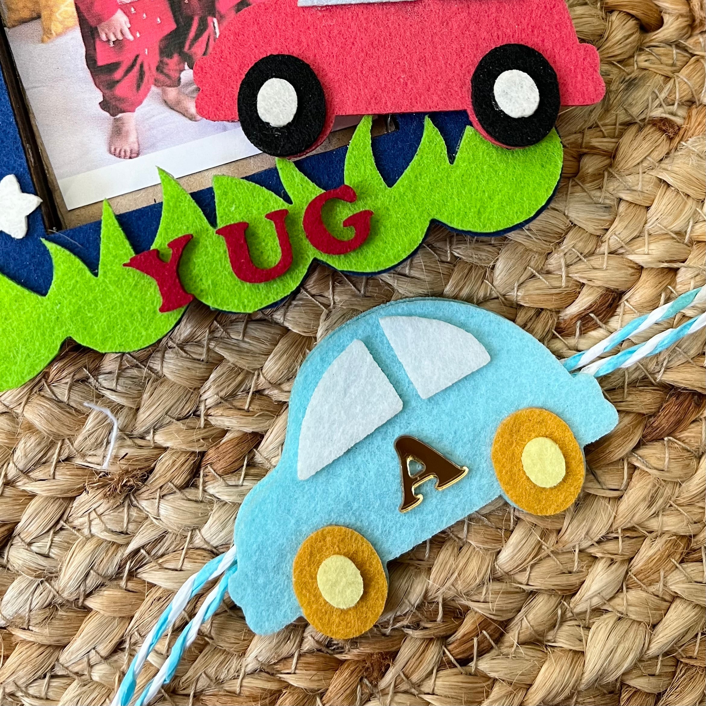 Babble Wrap Wooden Photo Frame With Rakhi
