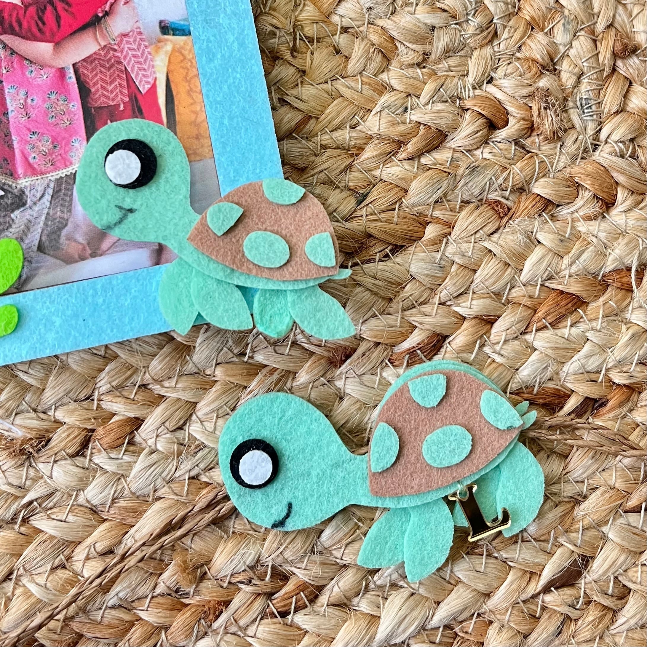 Babble Wrap Wooden Photo Frame With Rakhi