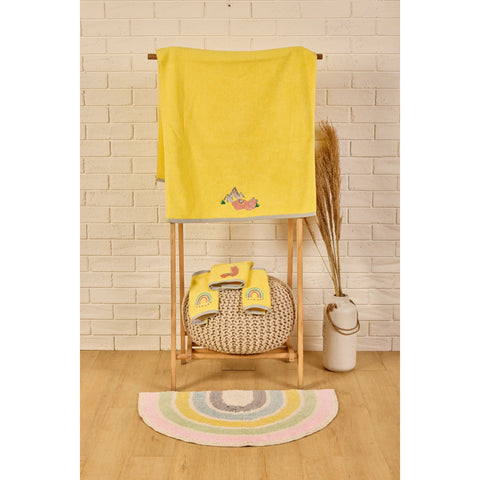 files/BathTowel_HandTowel_FaceTowelSet-OohlaLlama.jpg