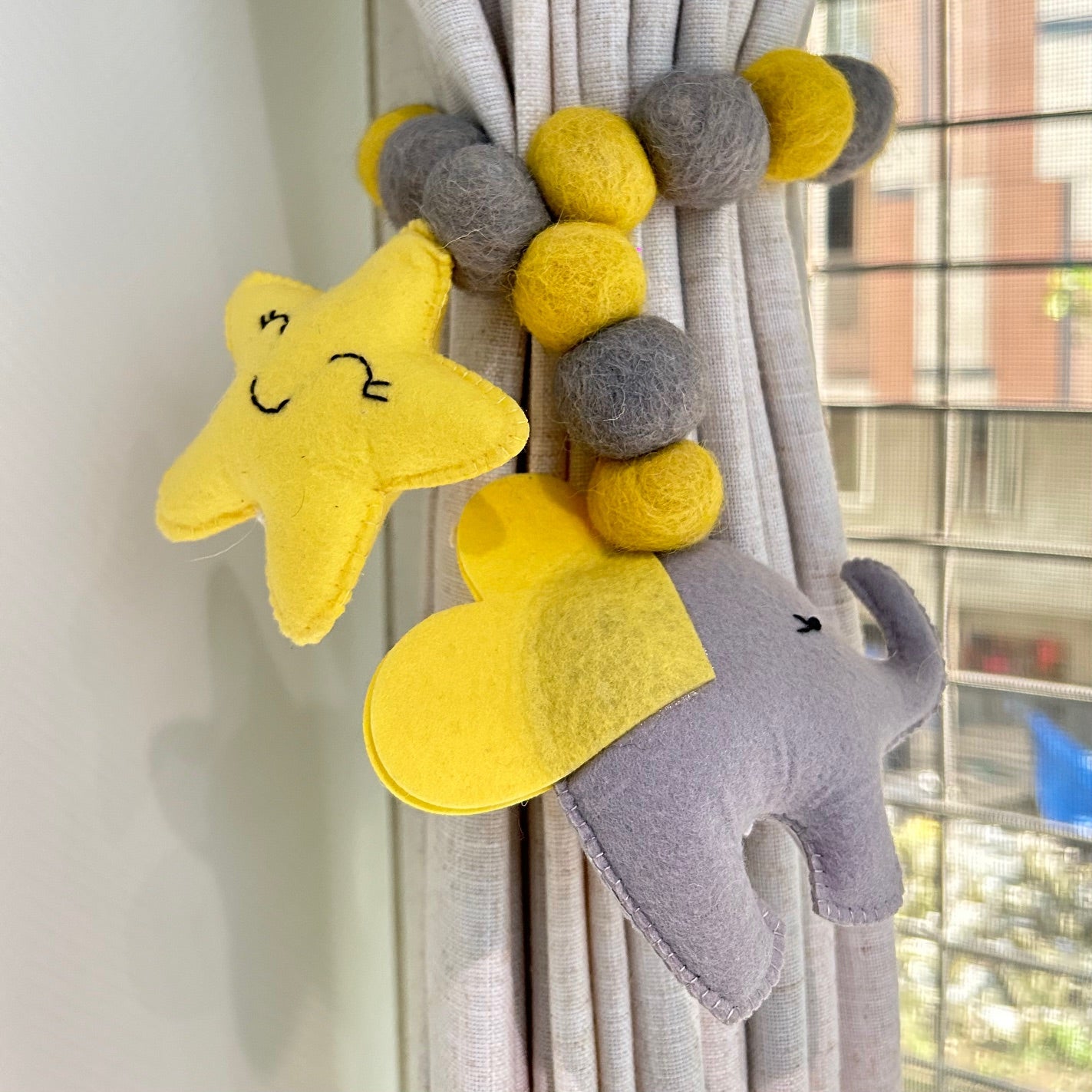 Curtain Tie