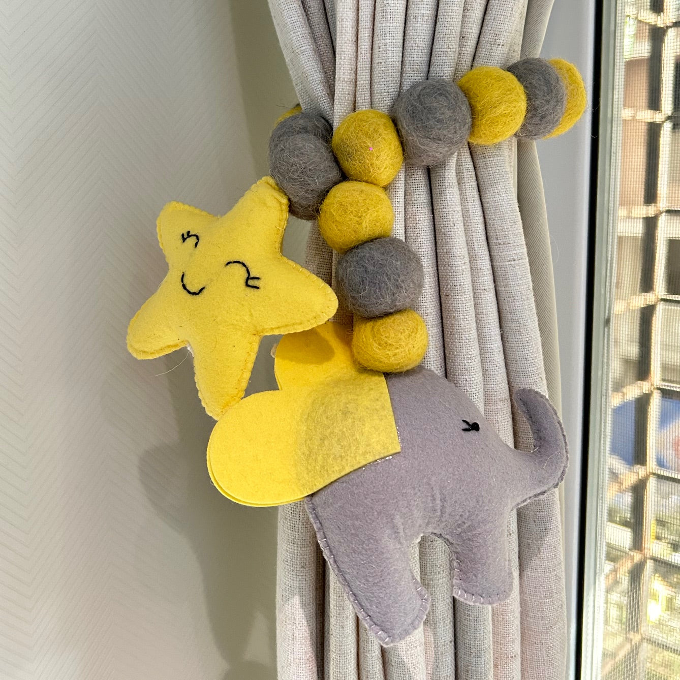 Curtain Tie