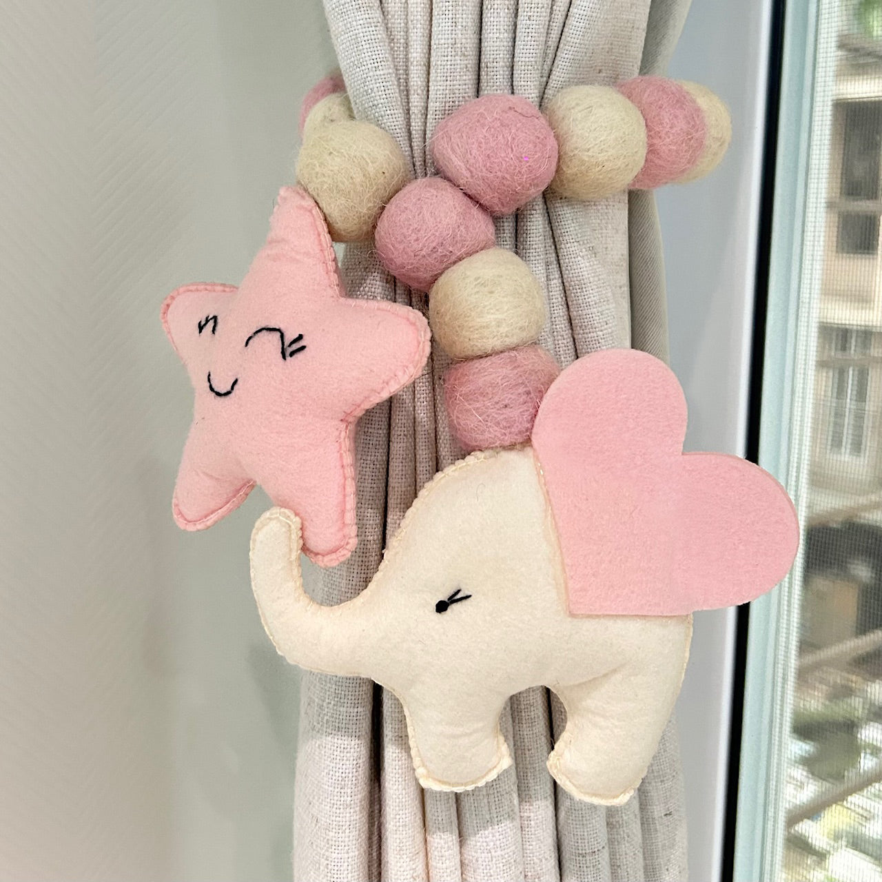 Curtain Tie
