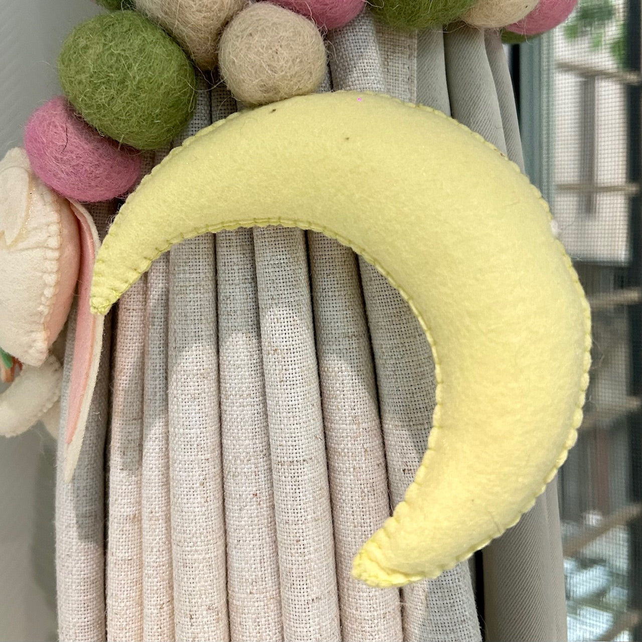 Curtain Tie