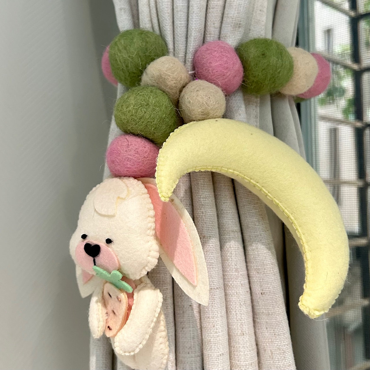 Curtain Tie
