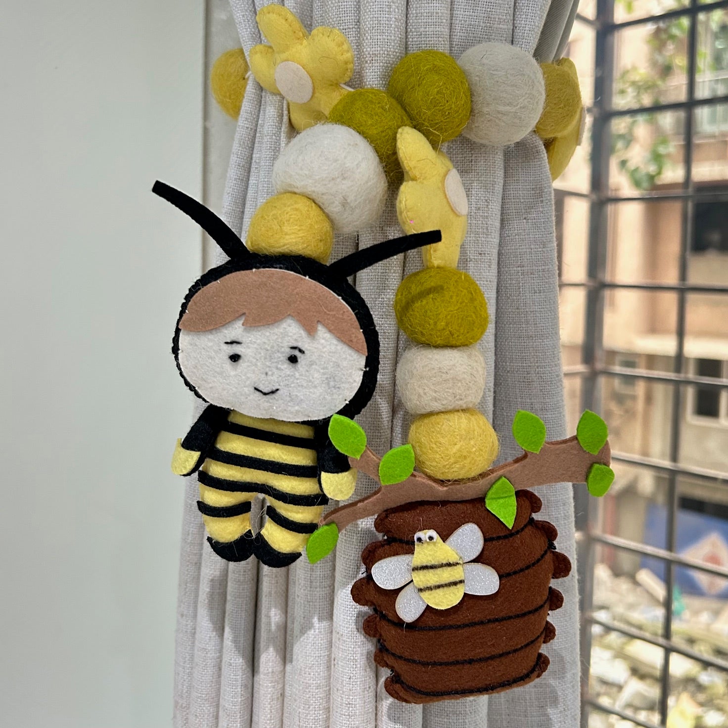 Curtain Tie
