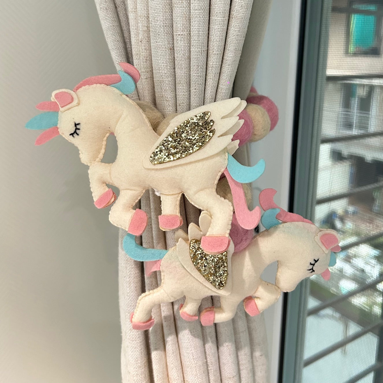 Curtain Tie