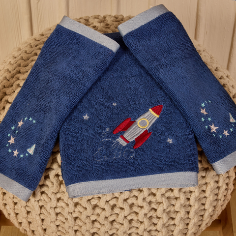 files/FaceTowelset-TotheMoonandBack-2.png
