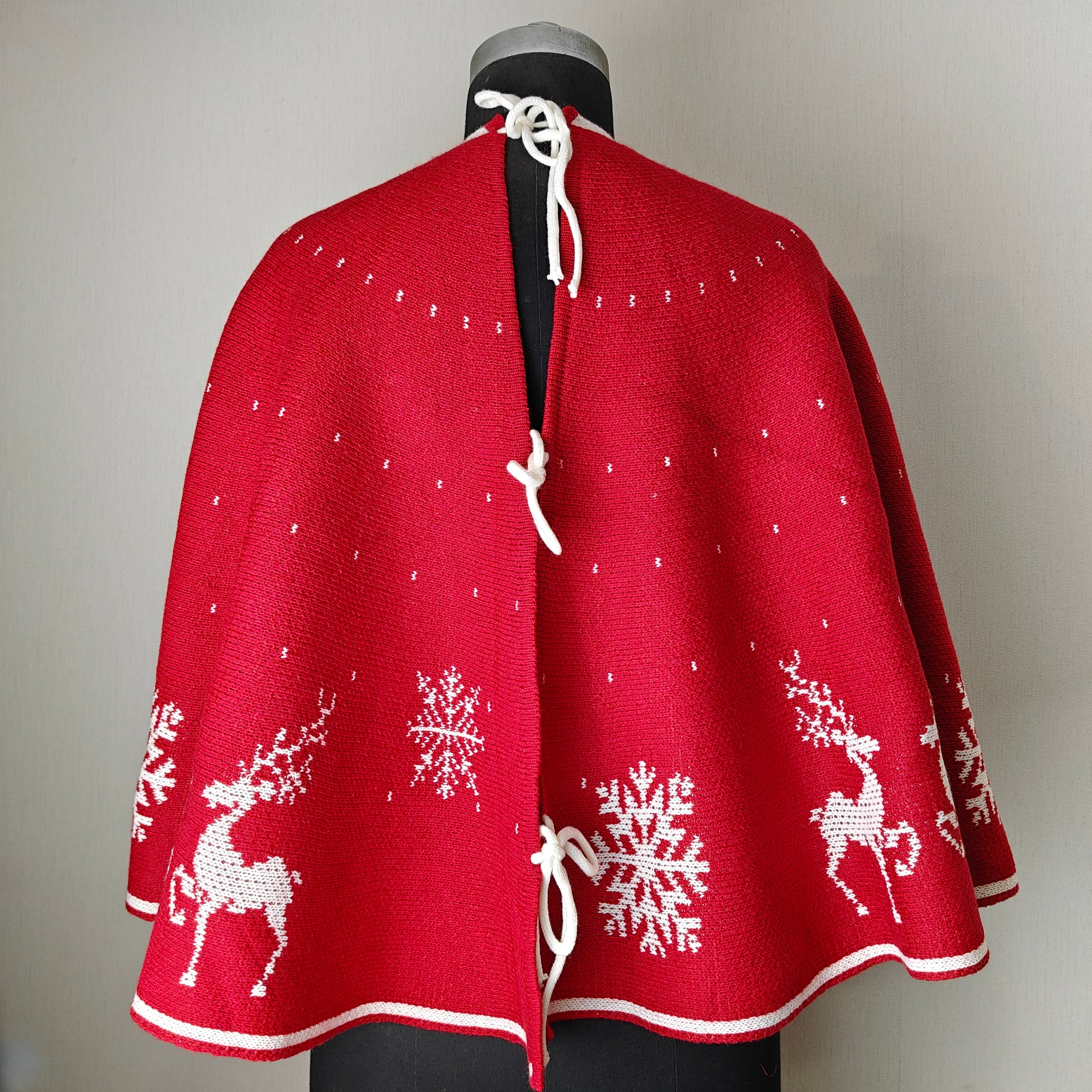 Personalised 50" Tree Skirt-to-Cape- Snowy Scandinavian Knit