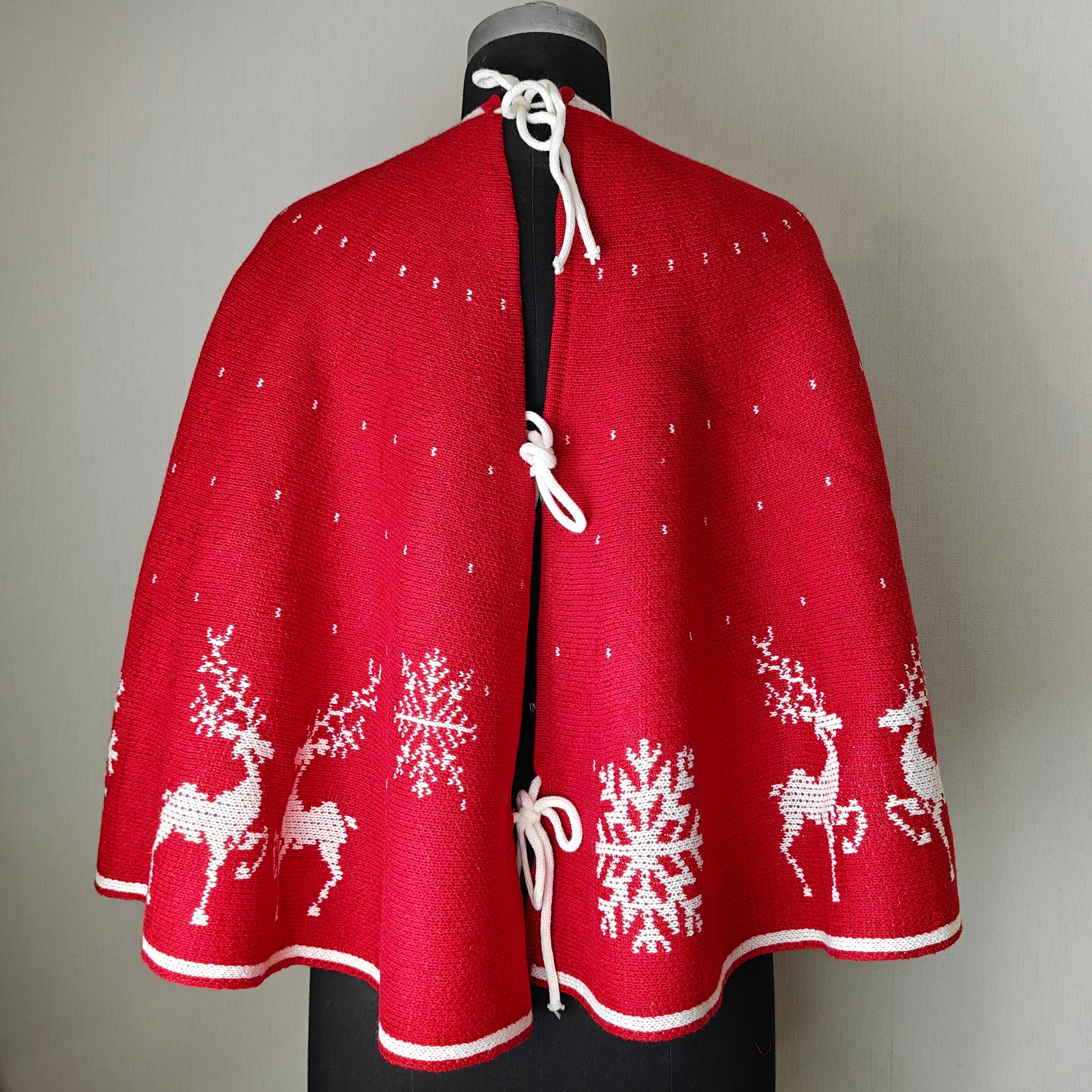 Personalised 50" Tree Skirt-to-Cape- Snowy Scandinavian Knit