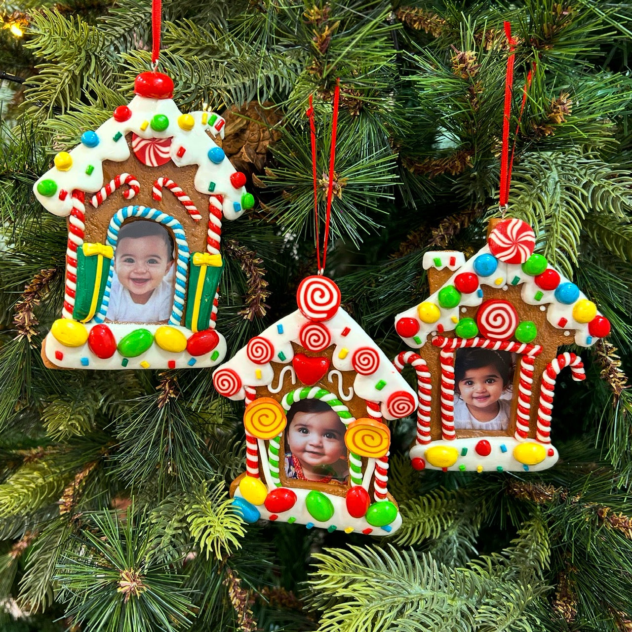 Cozy Cottage Keepsake / Photoframe Ornaments (Set of 3)