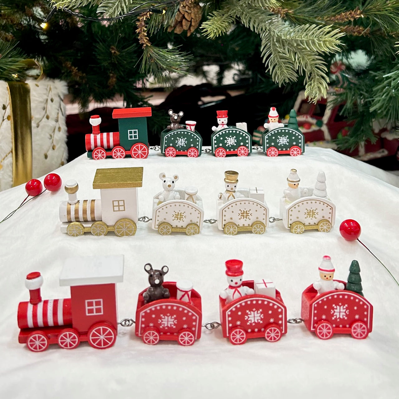 North Pole Express Christmas Train selling Set