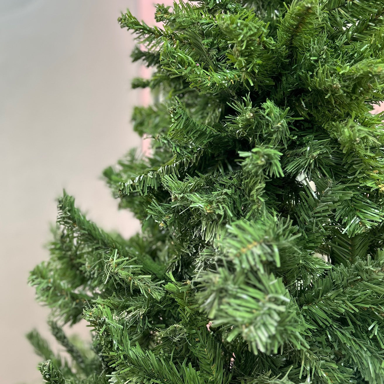 6 ft Alpine Green Luxe Christmas Tree