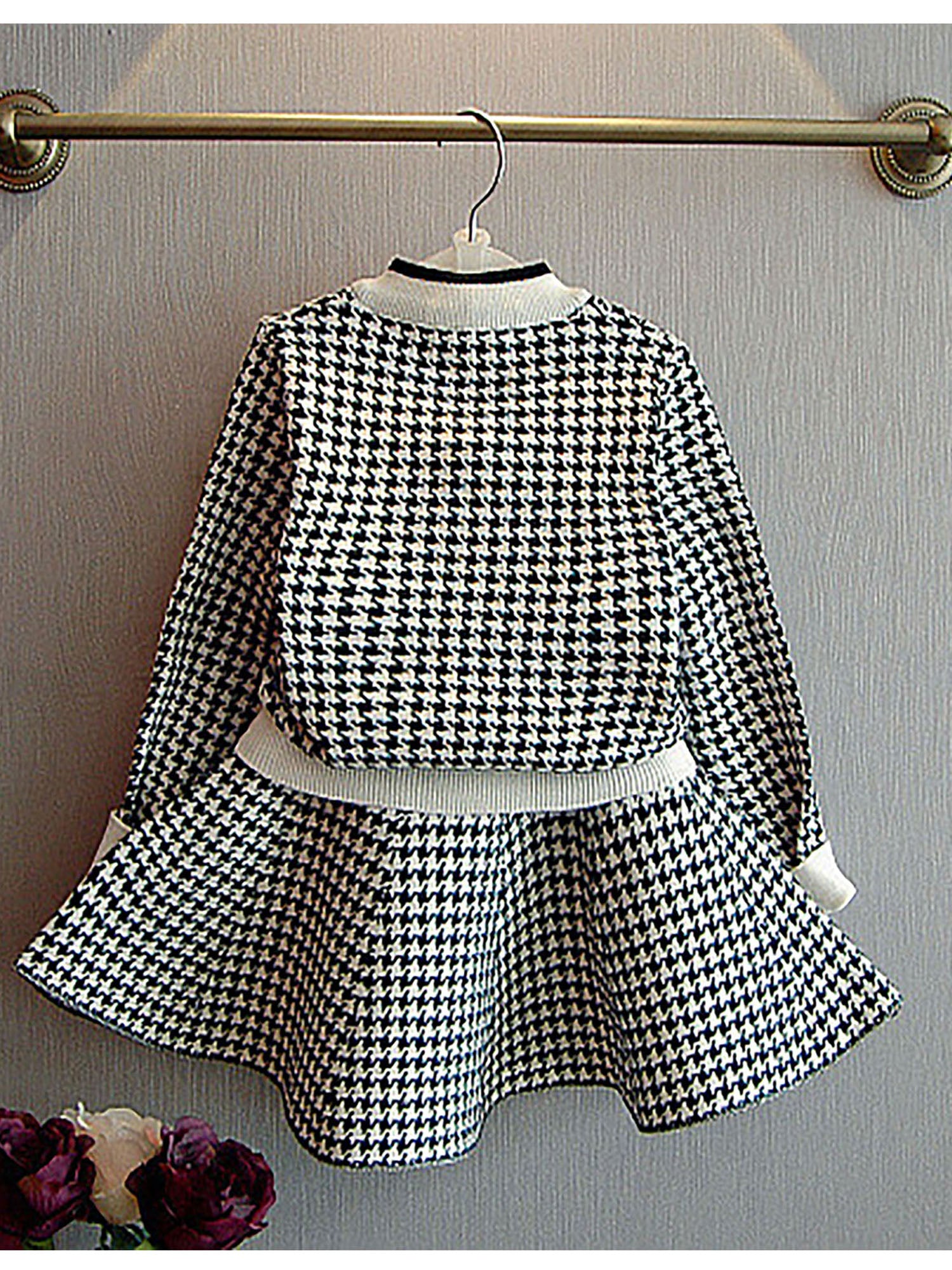 Little Surprise Box Black Houndstooth 2 pcs Cardigan & skirt Winterwear set for Girls