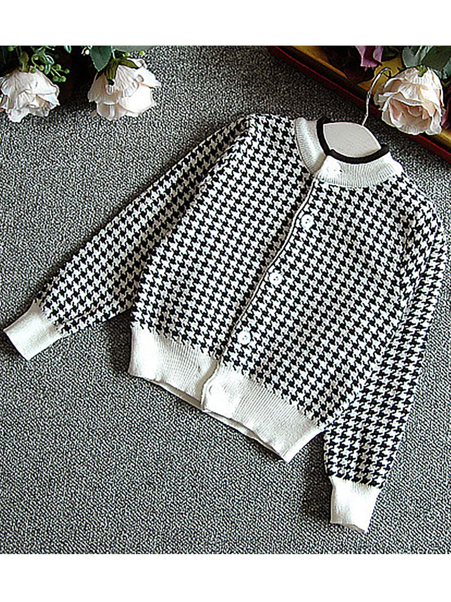 Little Surprise Box Black Houndstooth 2 pcs Cardigan & skirt Winterwear set for Girls