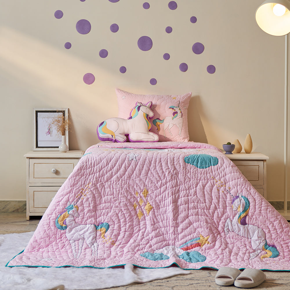 Girls 2025 unicorn quilt