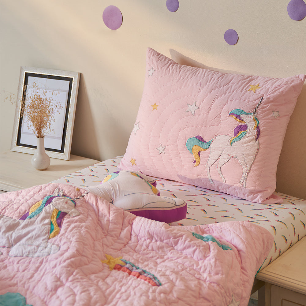 Girls 2024 unicorn quilt