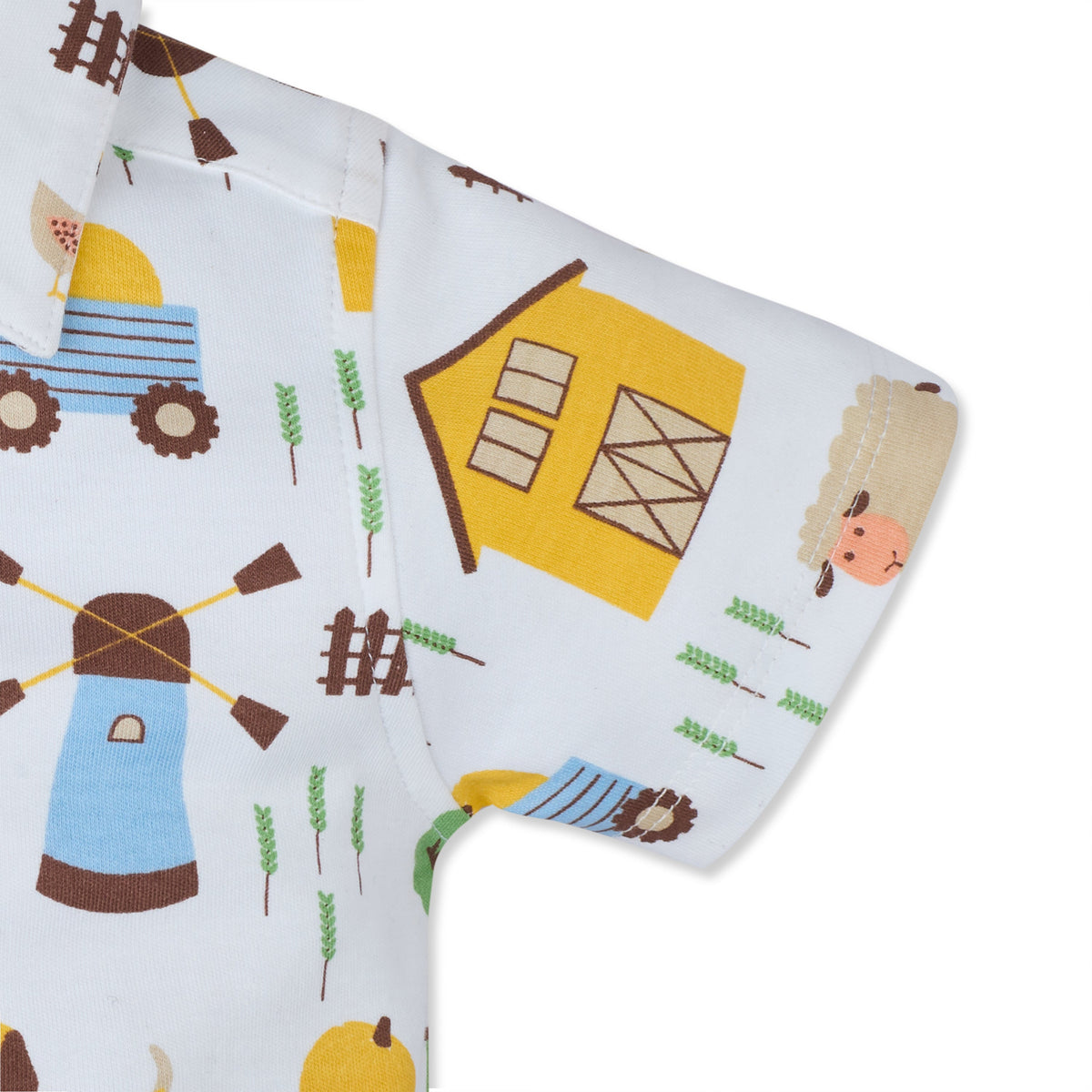 Short Sleeves Front Open Interlock Shirt In Barnyard Print - White