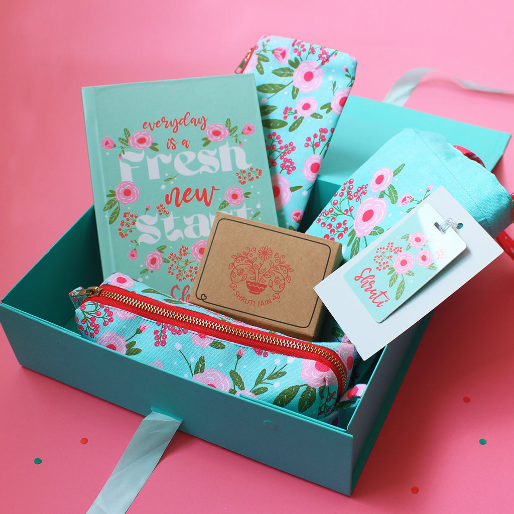 Springflower Themed Personalised Stationery Gift Box - Green