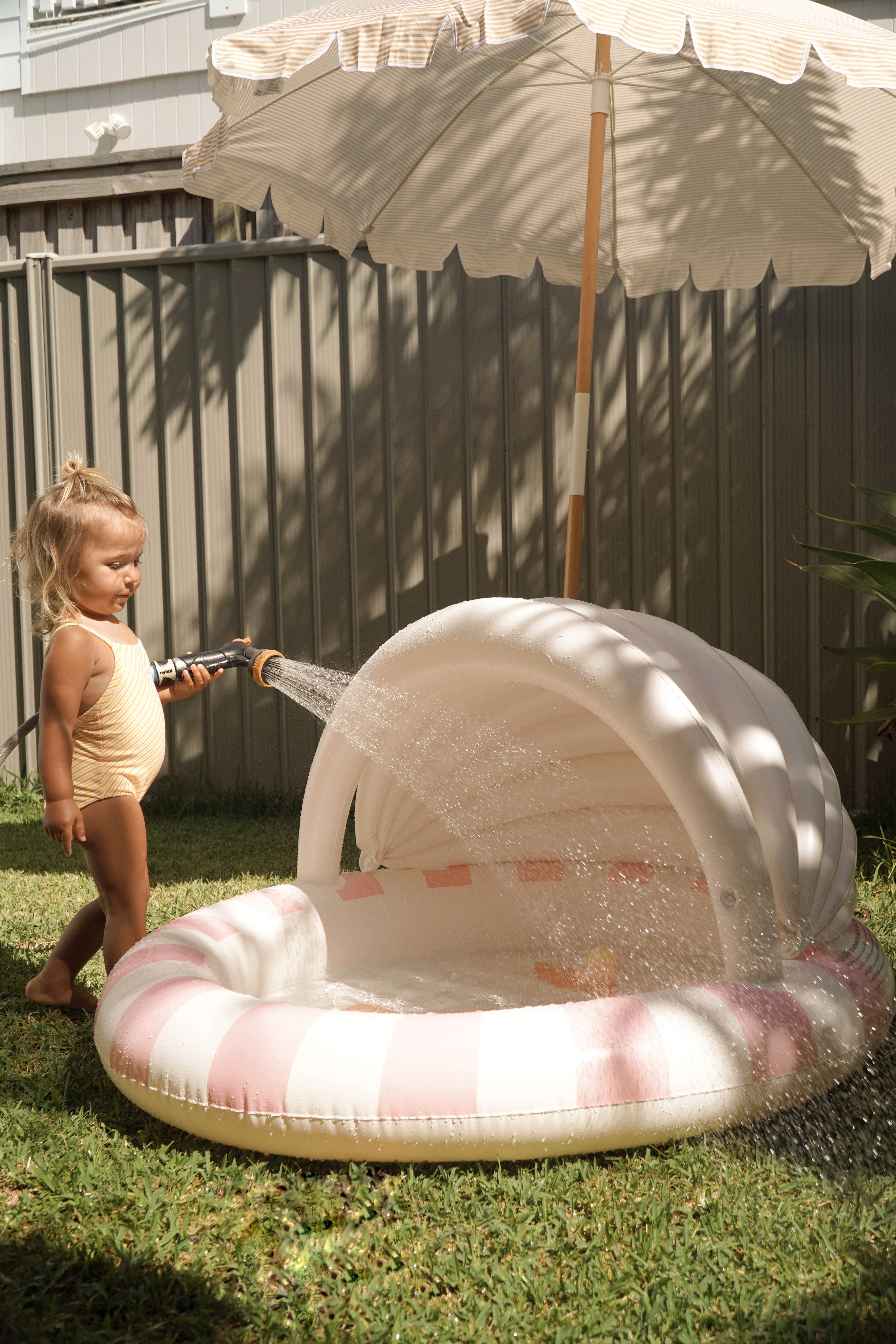 SUNNYLiFE Kids Inflatable Pool Cotton Candy Cherry