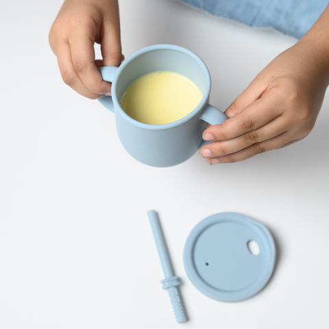 files/Silicone2-in-1SnackandSippyCupwithStraw-Blue_2.png
