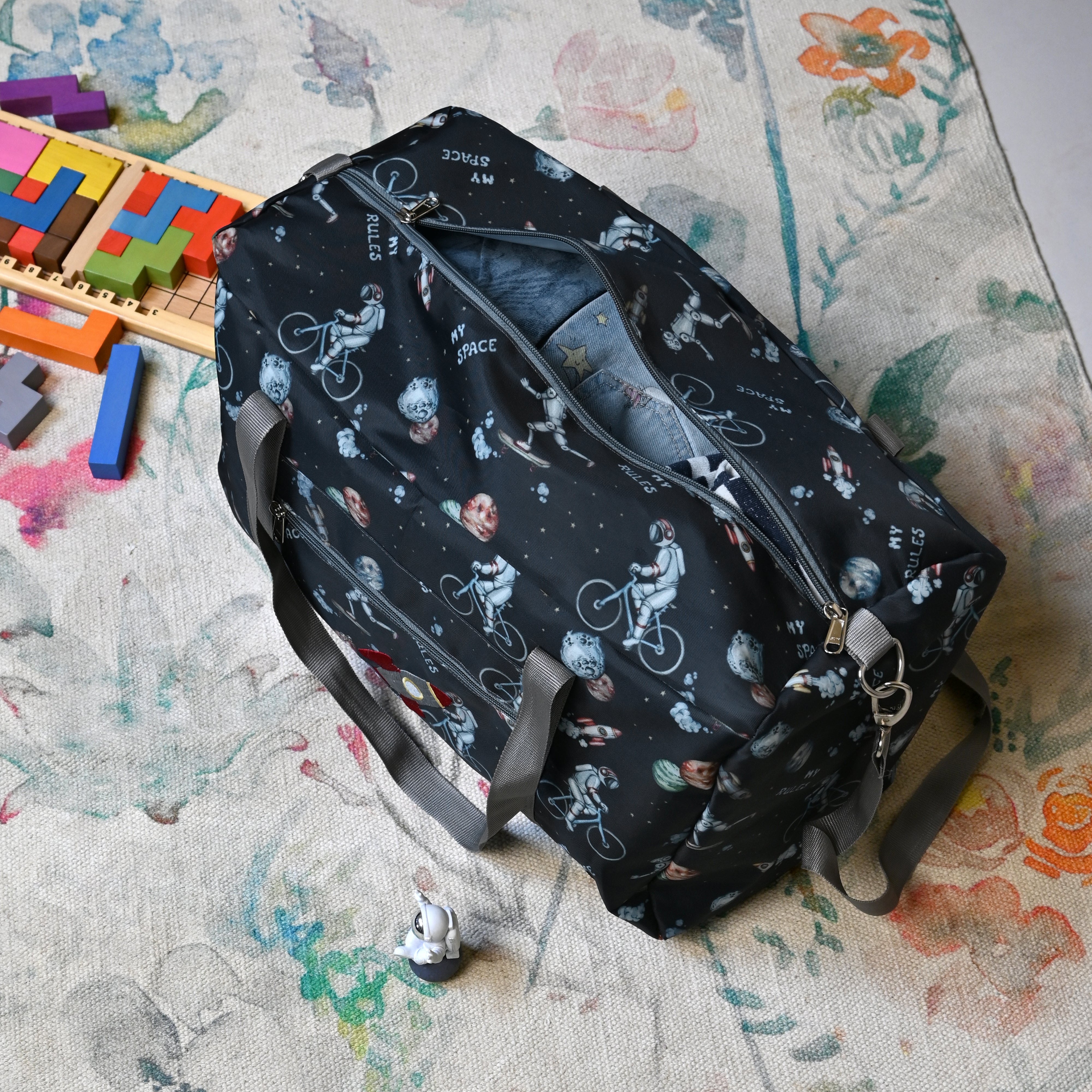 To The Moon And Back - Duffle Bag