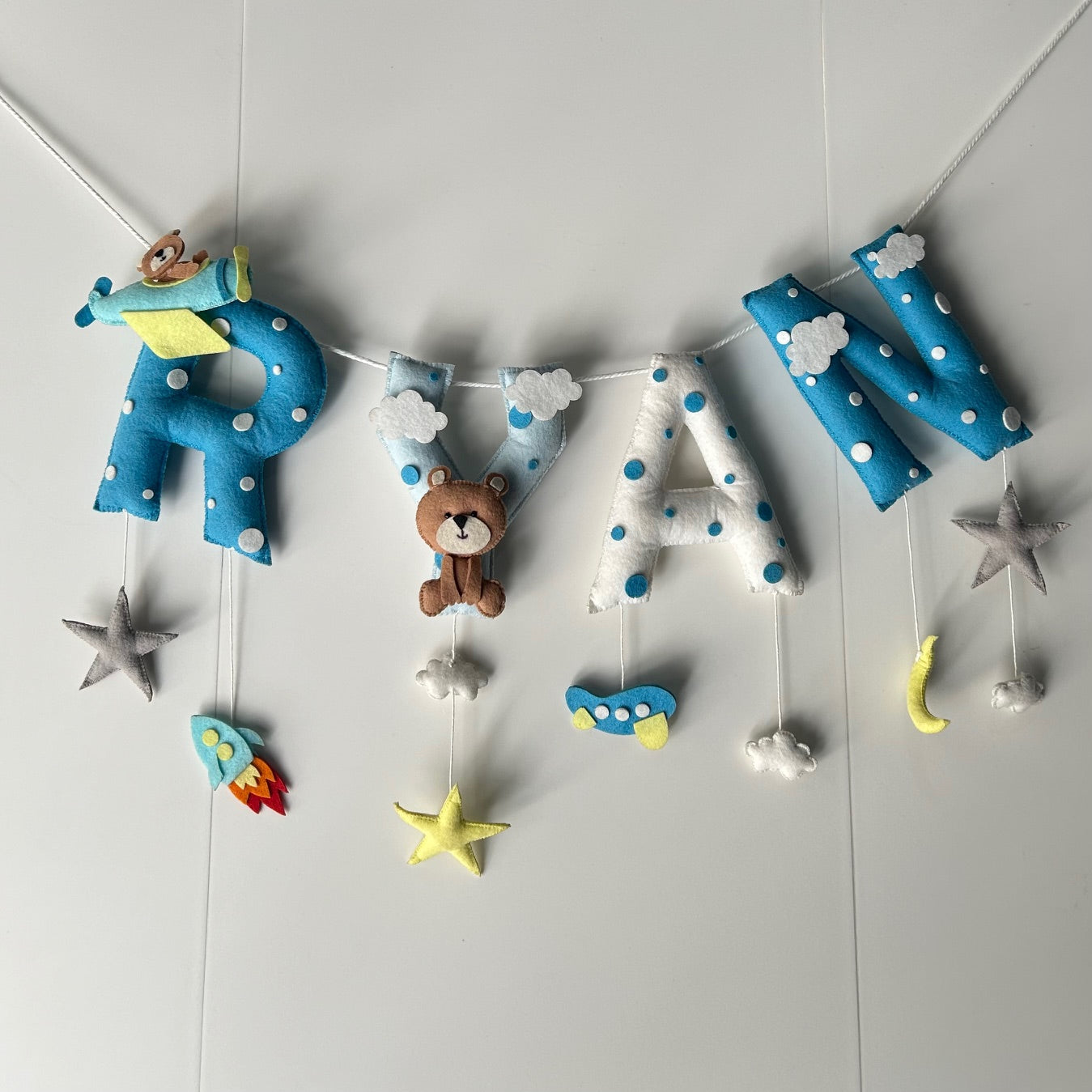 Babble Wrap Teddy on a Plane Name Bunting Garland