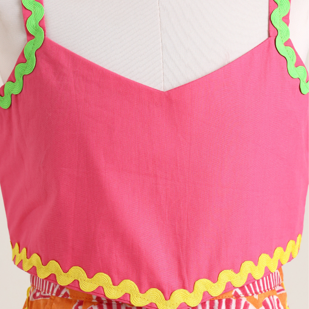 Cotton plain crop top with floral pants